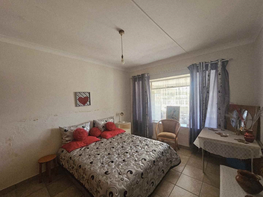 4 Bedroom Property for Sale in Ladybrand Free State